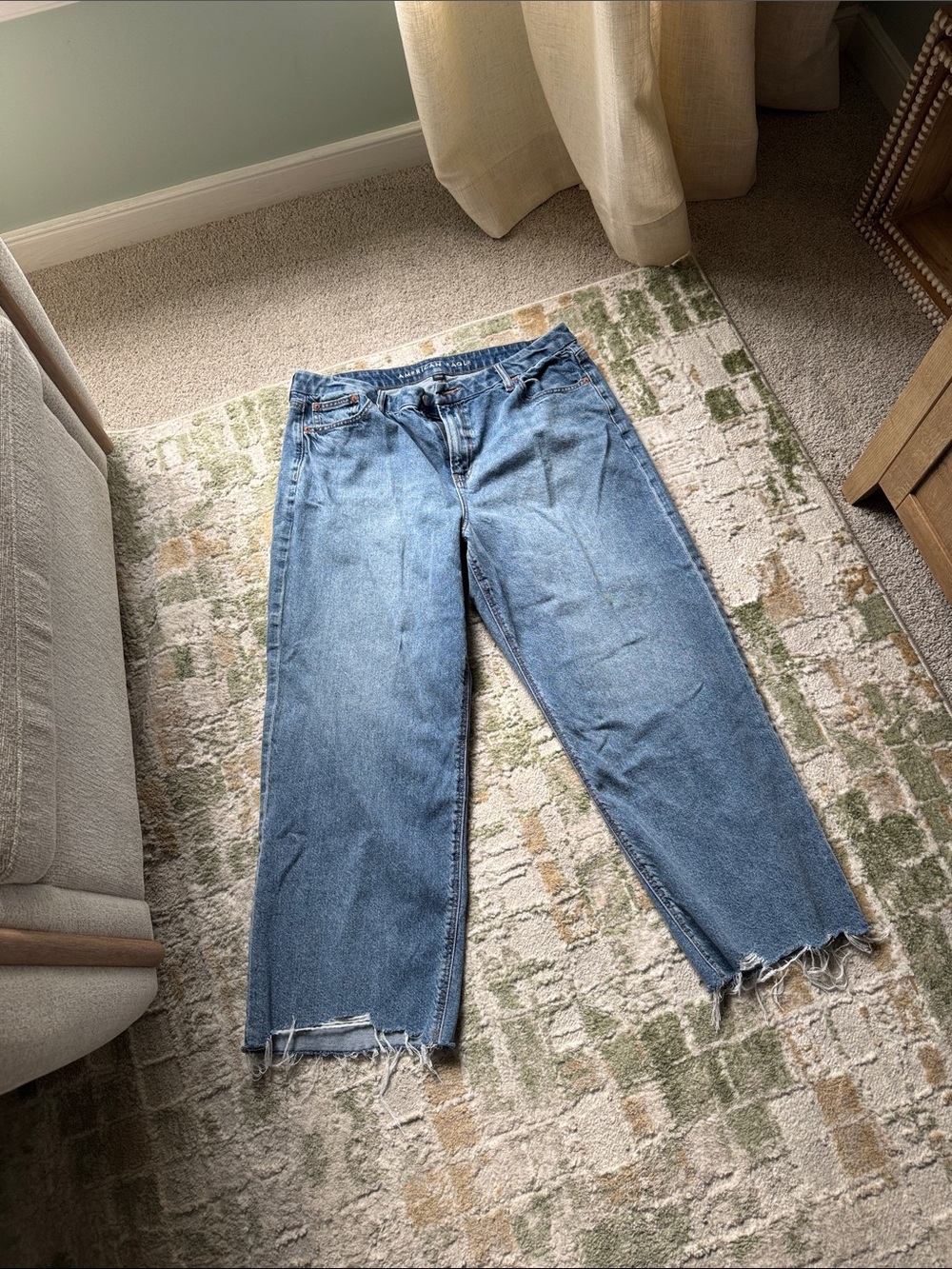 American Eagle Outfitters Strigid Curvy Stovepipe Jeans